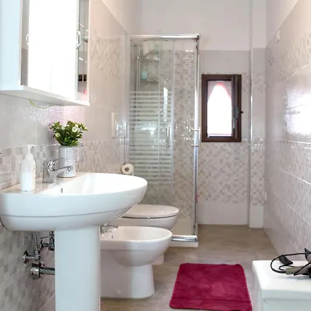 With 2 Bedrooms In With Wifi Apartment Lamezia Terme